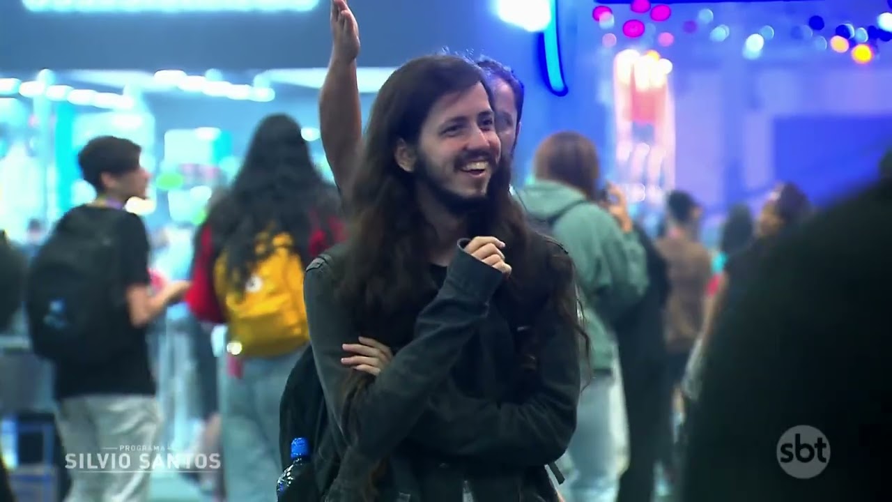 Pedir informação e congelar na CCXP